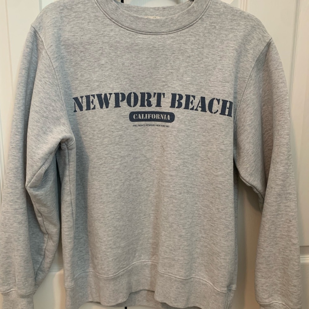 Newport Beach Brandy Melville Crewneck.